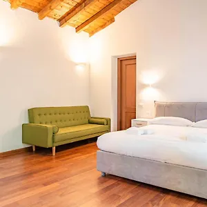 Le Guglie In Piazza Castello - Centro Storico Apartamento Milán